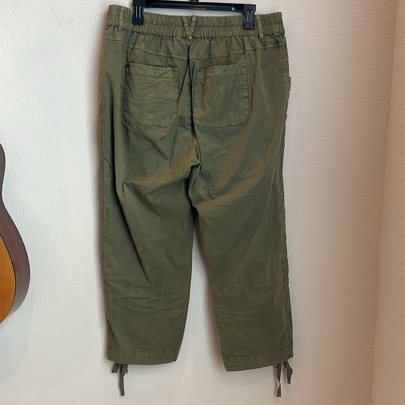 Soft Surroundings Cotton Cargo Style Crop Trouser Size Large - Picture 5 of 7
